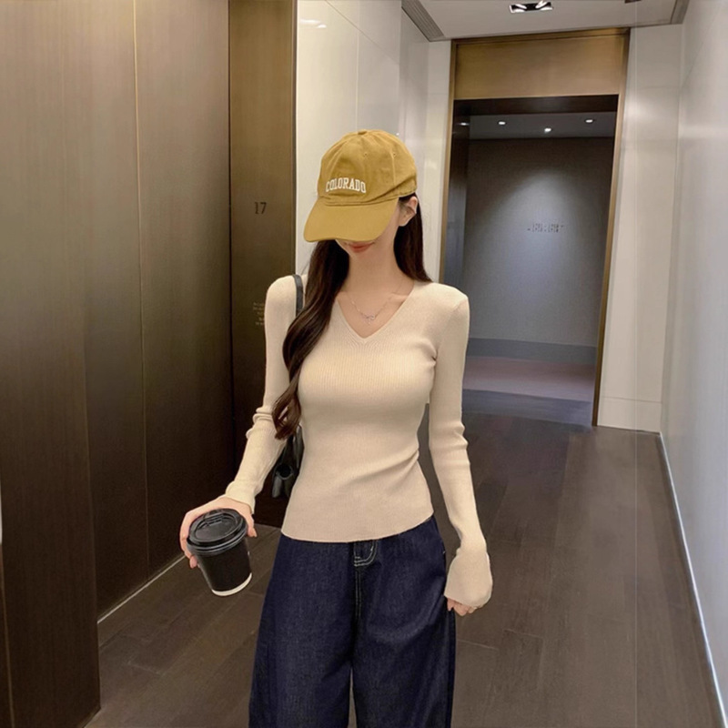 春秋の万能着痩せVネックニットインナー レディース 2025 ライブ人気新作 快適なベースレイヤーニット|undefined