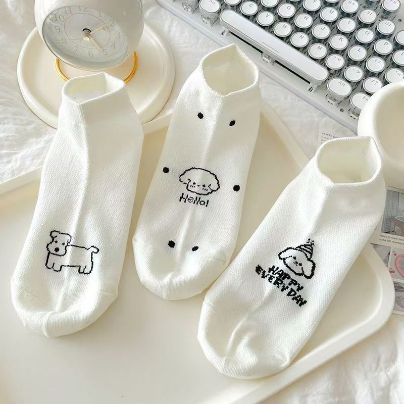 Calcetines de nuevo producto, calcetines de mujer, estilo fino de verano, estilo coreano, calcetines blancos japoneses de primavera y otoño, calcetines de barco de tubo corto de verano para niñas
