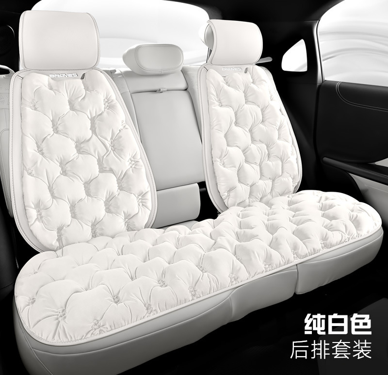 冬には保温ダウンマットを厚くして、5台の汎用自動車座布団を運転しています。|undefined