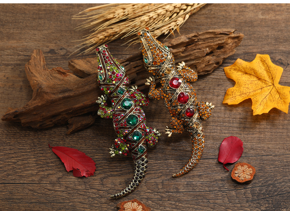 66g Weight Artificial Gemstones Inlay Material Brooches Classification Holiday Occasion Alloy Material Animal Pattern Unisex Gender Diamond Design Fashion Style Fashion Pin Animal Alloy Diamond Artificial Gemstones Unisex Brooches 2