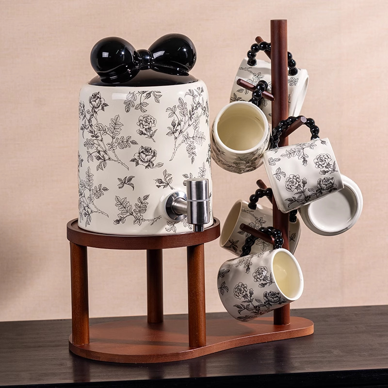 French-Style High-Value Ceramic Water Storage Jar with Lid and Faucet, Living Room Water Container Set with Cups French-Style High-Value Ceramic Water Storage Jar with Lid and Faucet, Living Room Water Container Set with Cups