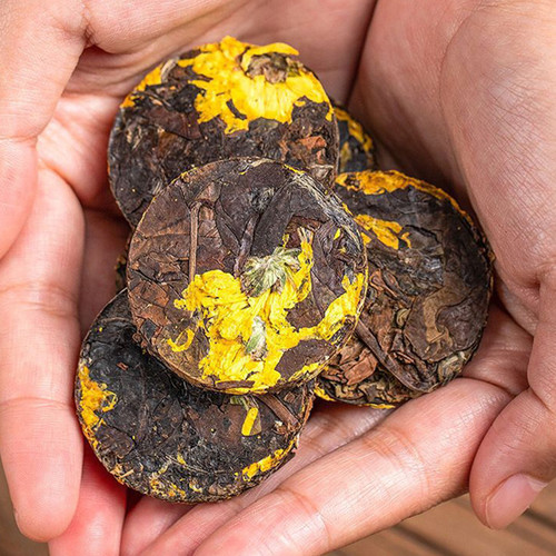 New Product Chrysanthemum White Tea Small Tea Cake Fuding White Tea Gongmei Gold Silk Imperial Chrysanthemum Tea Aged White Tea 1 Pound Wholesale Loose Leaf