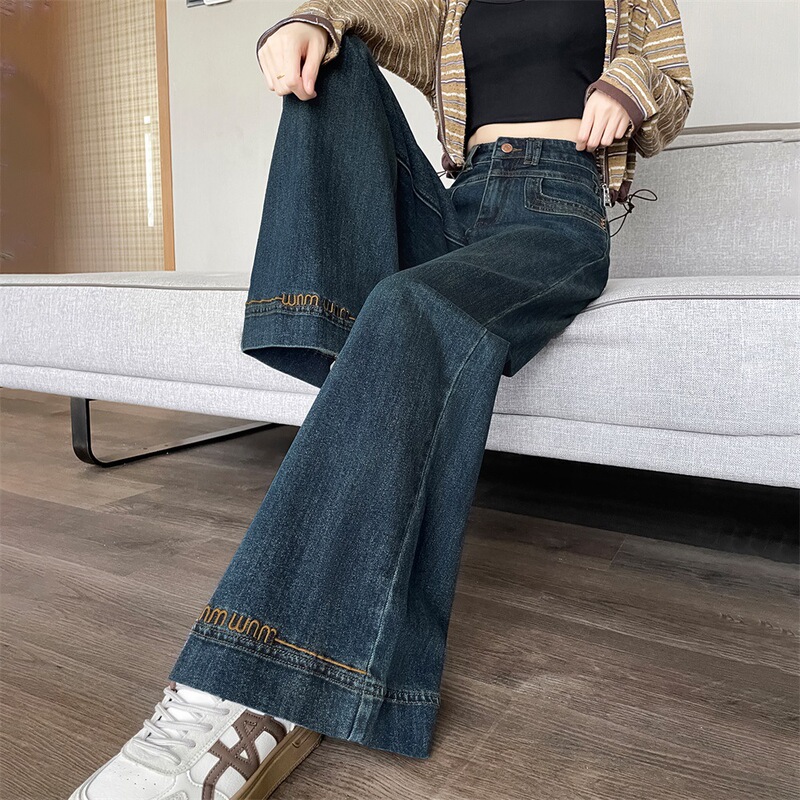 Micro-Flared Jeans for Women 2025 New Autumn and Winter High-Waisted Loose-Fitting Super Stylish Embroidered Wide-Leg Micro-Flared Pants Micro-Flared Jeans for Women 2025 New Autumn and Winter High-Waisted Loose-Fitting Super Stylish Embroidered Wide-Leg Micro-Flared Pants
