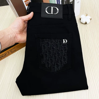 高品质秋冬新款牛仔裤男高端刺绣黑色弹力修身小脚裤潮牌休闲时尚