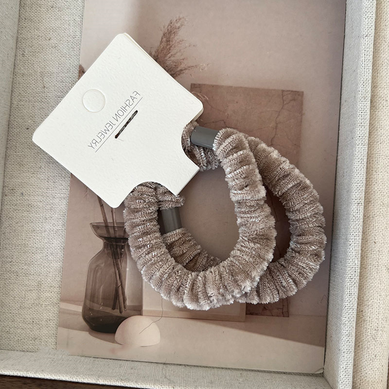 20g Weight Hair Tie Hair Accessories Type 1 Piece Quantity Daily Occasion Plush Material Solid Color, Horse Pattern Winter, Autumn, Autumn&Winter Season Women's Gender Simple Style Style Simple Style Women's Solid Color Horse Plush Hair Tie 9