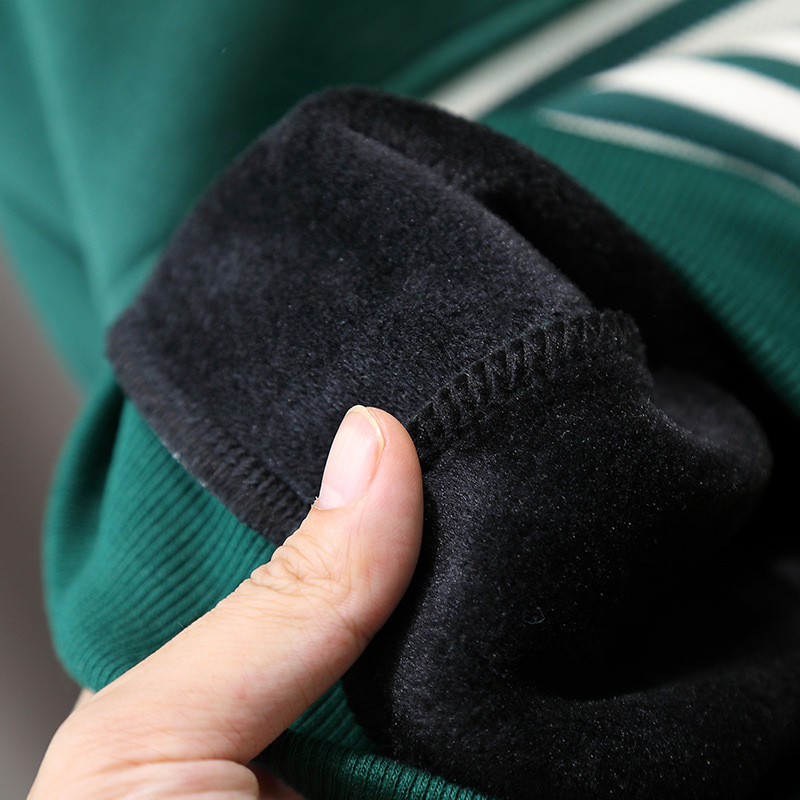 6368 Traje de terciopelo para niños, otoño e invierno engrosado, terciopelo integrado, estilo occidental, nueva ropa de invierno para niños, marea cálida de invierno