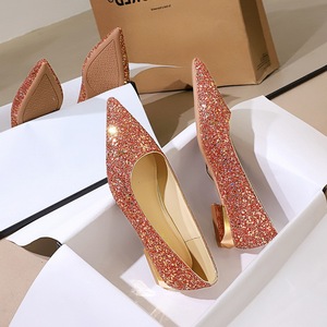 83928 French style bridesmaid shoes, suitable for daily wear, fashionable pointed, shallow mouth, stunning sequins, sing