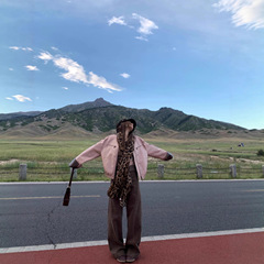 小君君布兰妮 人生皮衣/复古时髦艺术家撞色皮衣女秋夹克外套