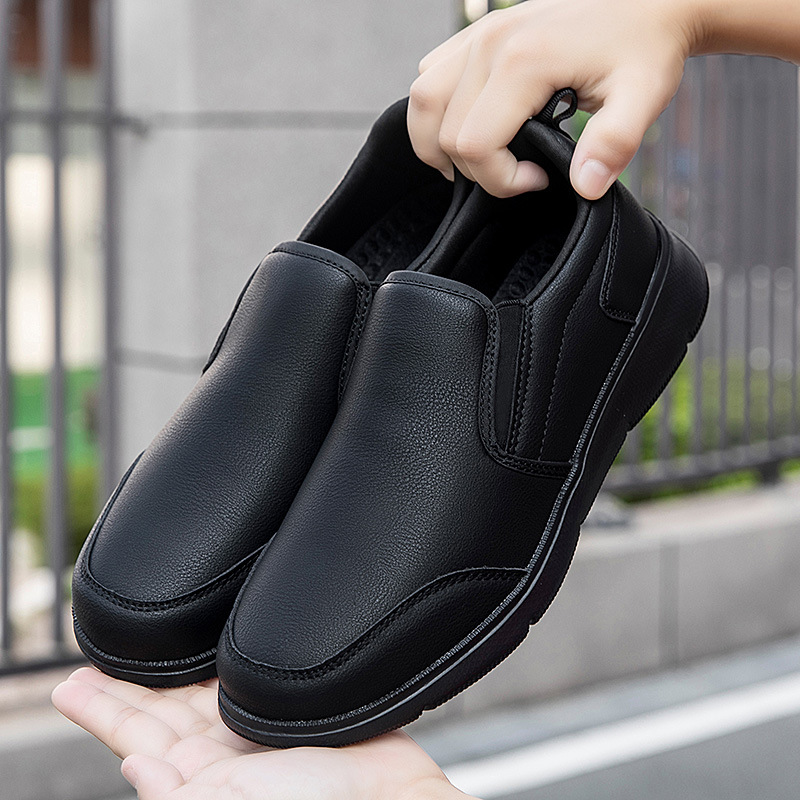 Nuevos zapatos de primavera y otoño deportes casuales, zapatos de marcha anti-deslizante, suela suave, mediana edad, Beijing, hombre de cuero