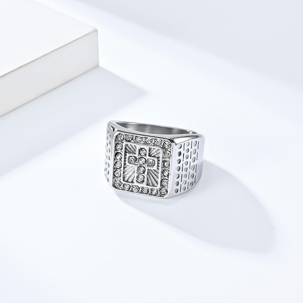 Cruzar la frontera europea y americana estilo titanio acero chapado 18K oro Cruz completa diamante anillo hip hop hiphop personalidad desgaste mano Accesorios