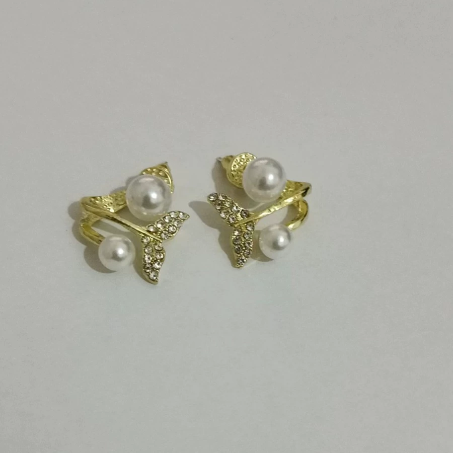 Серебряная игла, дизайнерские универсальные серьги из жемчуга, серебро 925 пробы, тренд сезона, простой и элегантный дизайн