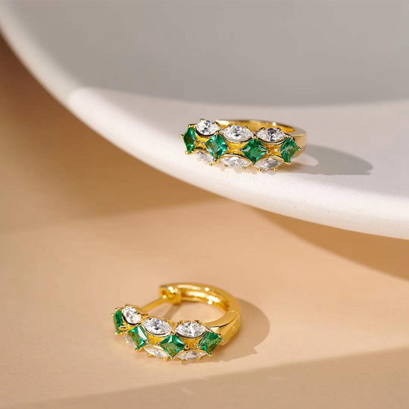 Pendientes de lujo para mujer con diamantes talla marquise_voghion.com