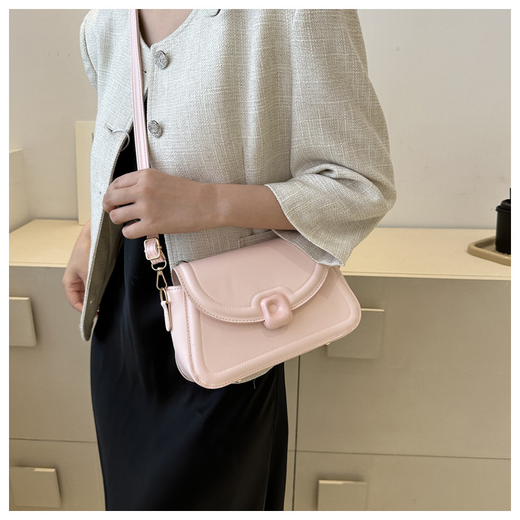 Casual fashion stylish bag women 2024 new simple net celebrity one shoulder solid color small square bag popular crossbody small bag_voghion.com