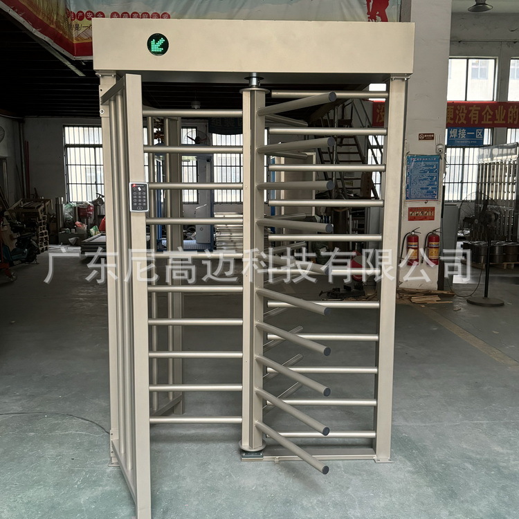 厂家供应小区工地全封闭式实名制人行通道旋转栅门无锡兰州全高闸