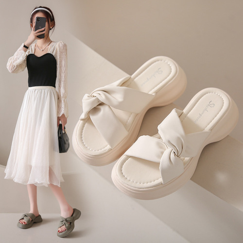 Women's One-Sole Open-Toe Slides 2024 Summer New Korean Style Thick Sole Slippers Casual Flat Heel Beach Sandals One Pair Dropshipping