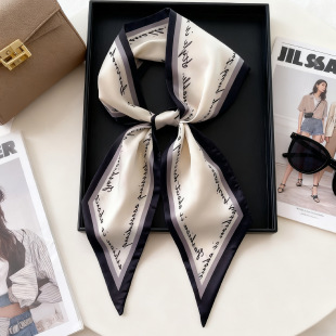 ��ʽ�͹���ĸС�z���L�l�I��Ů�ٴխ�b��h����������������