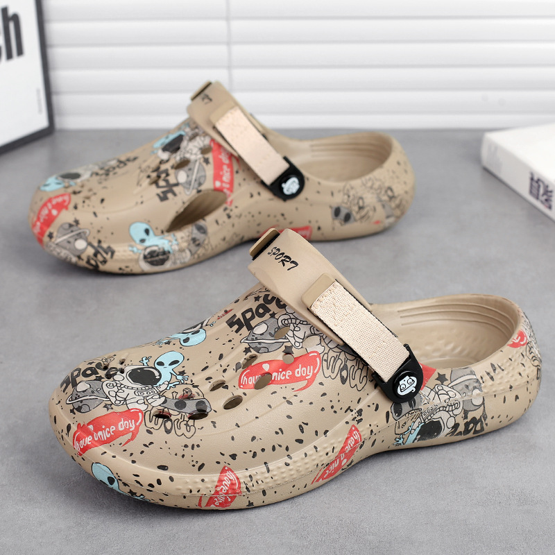 Verano nuevo estilo zapatos con agujeros sandalias hombre transfronterizo talla grande un zapato dos uso graffiti suela gruesa pisando mierda zapatos de playa vadear