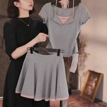 时尚休闲套装女夏季假两件撞色V领短袖T恤A字短裙甜美少女两件套