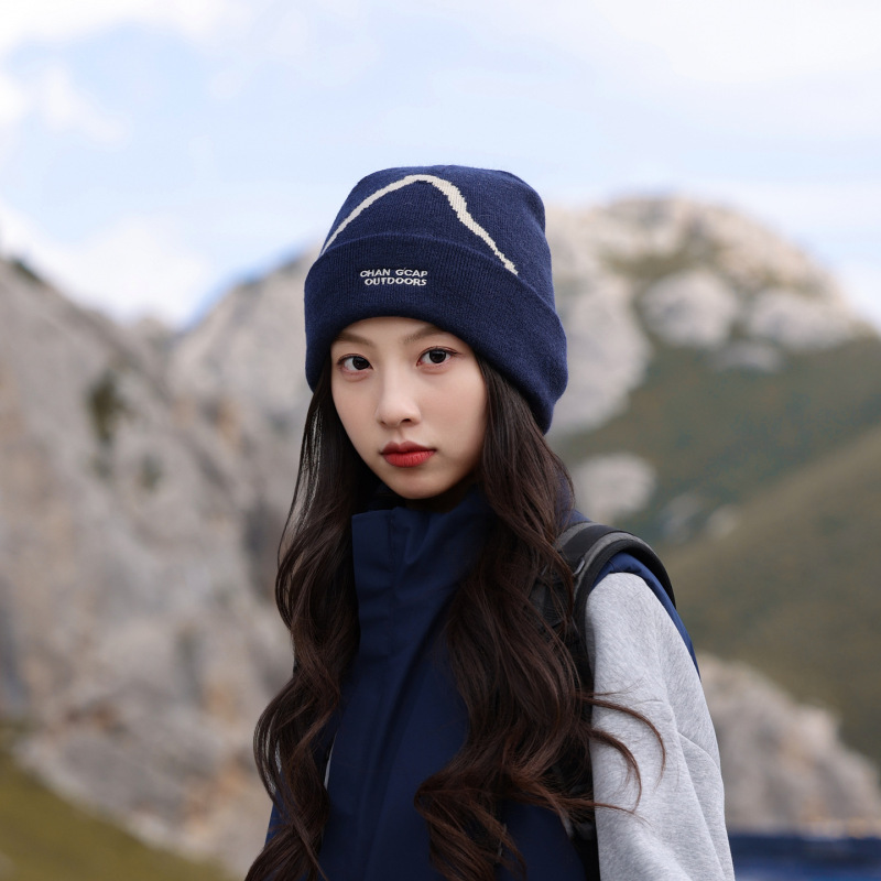 日系户外登山保暖防寒提花英文刺绣毛线帽女秋冬护耳简单针织帽男|undefined