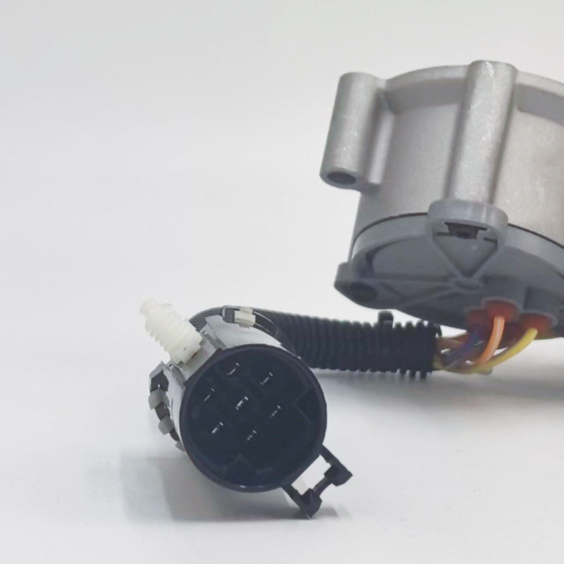 1635400888 1635400588 is suitable for Mercedes-Benz W163 ML320 ML350 ML430 ML55 AMG