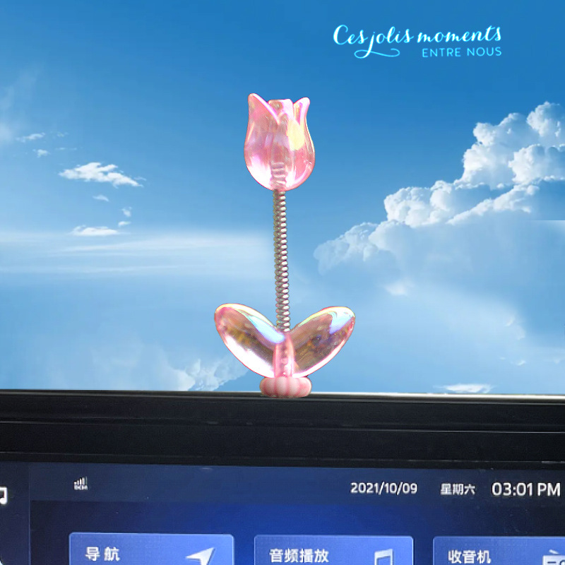 Tendencias nuevos productos adornos para automóviles tulipanes transparentes sacudiendo la cabeza flores adornos pequeños decoración de automóviles Douyin Internet rojo