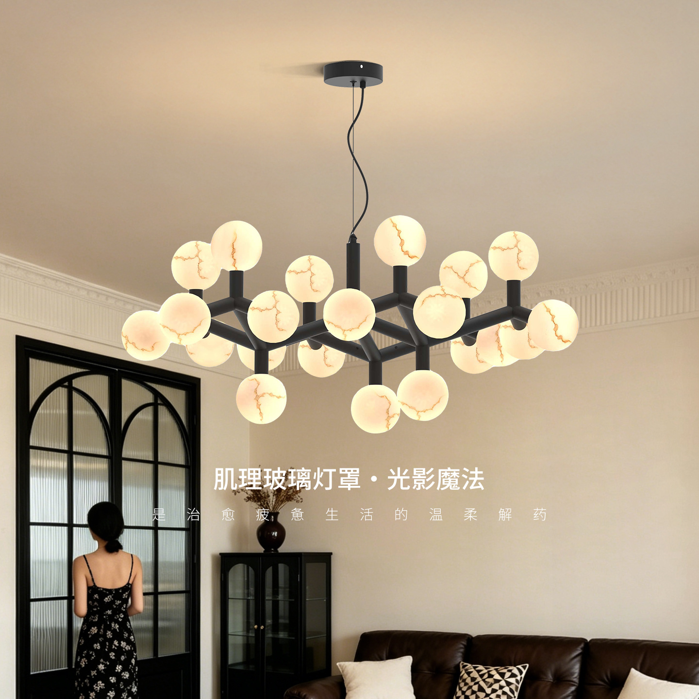 Lámpara de la sala de estar moderna simple italiana nuevo estilo de vestíbulo lujoso alto diseño de comedor Zhongshan lámpara L001