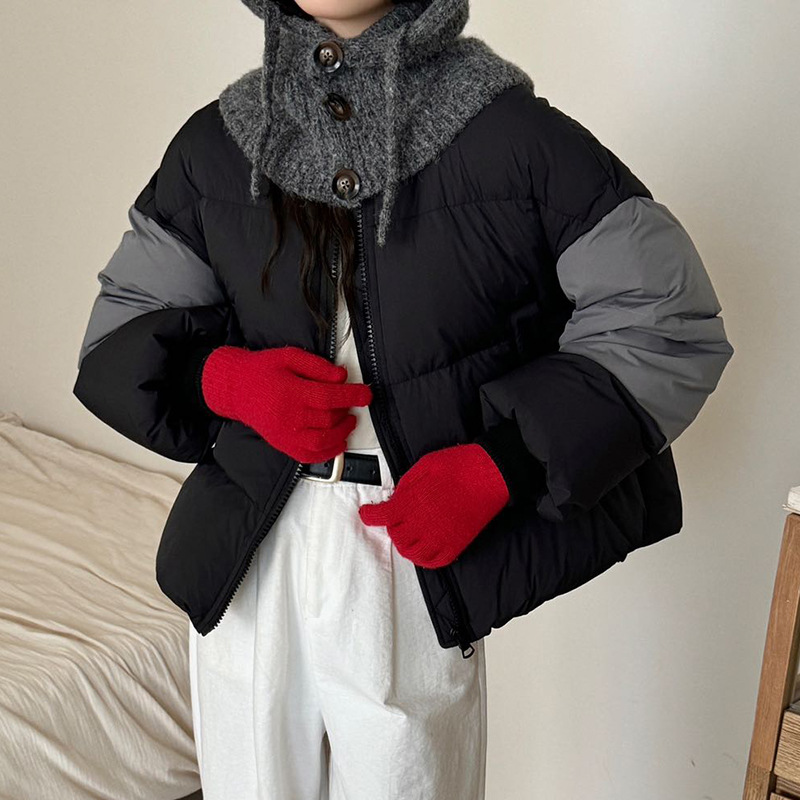 可脱卸针织帽圆领羽绒服女2025冬季新款时尚撞色加厚小个子面包服