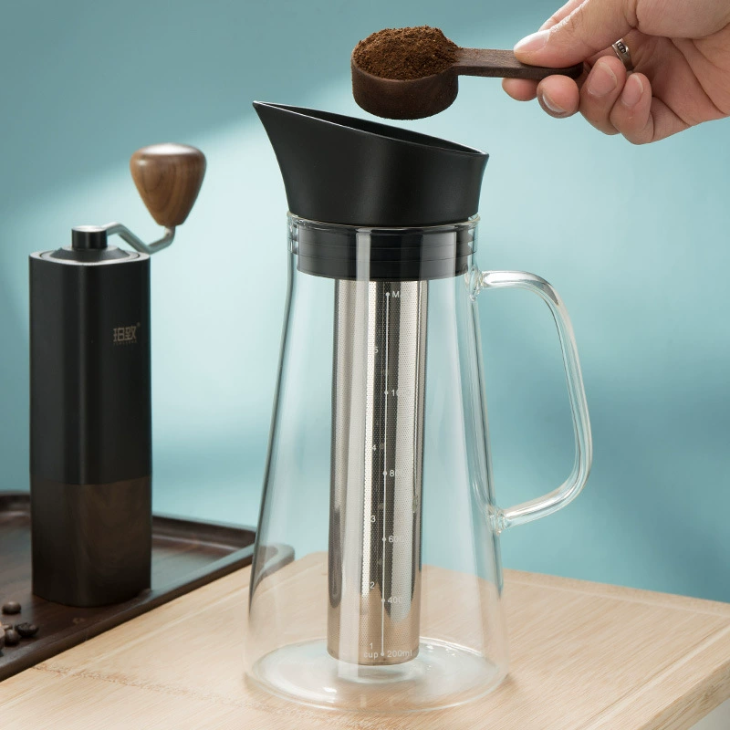 Cold drink, coffee pot, iced tea, cigarette holder, set