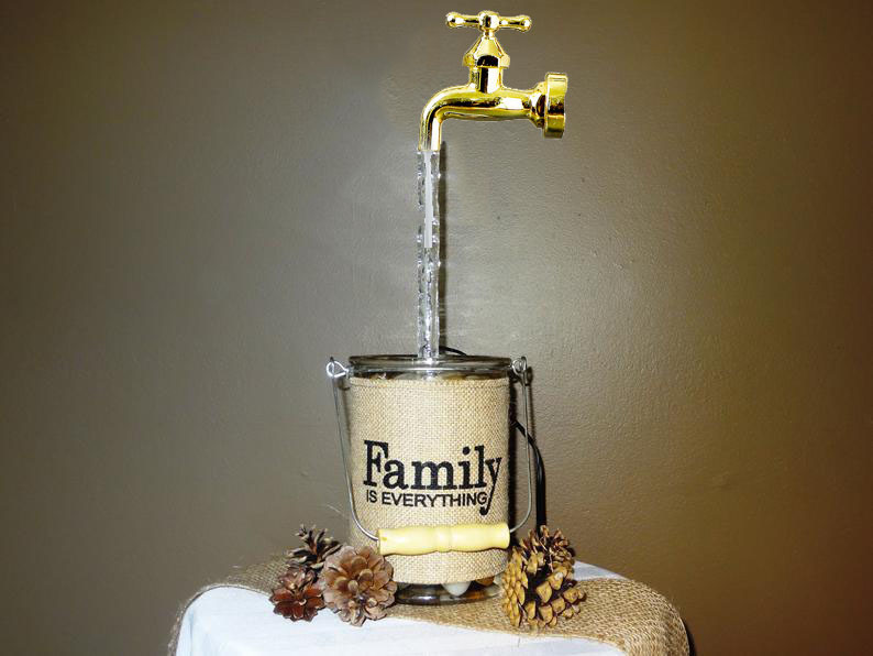 Grifo invisible Invisible que fluye canalón regadera fuente