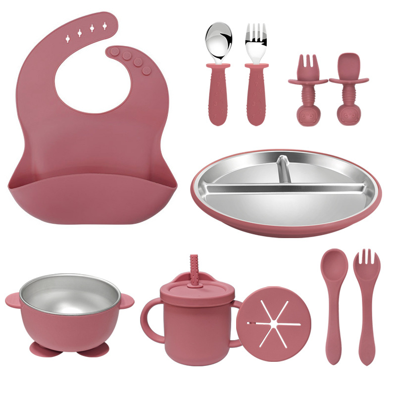Amazon 304 acero inoxidable silicona platos de platos set cubiertos bebés bebés de silicona bib de grado alimenticio