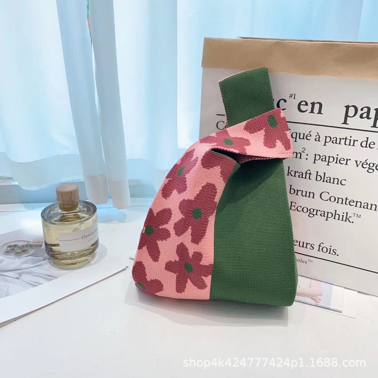 INS bolso de celebridad de Internet bolso de cubo de lana de punto para mujer bolso de mano casual bolso de mano de estilo japonés y coreano bolsa de Almuerzo