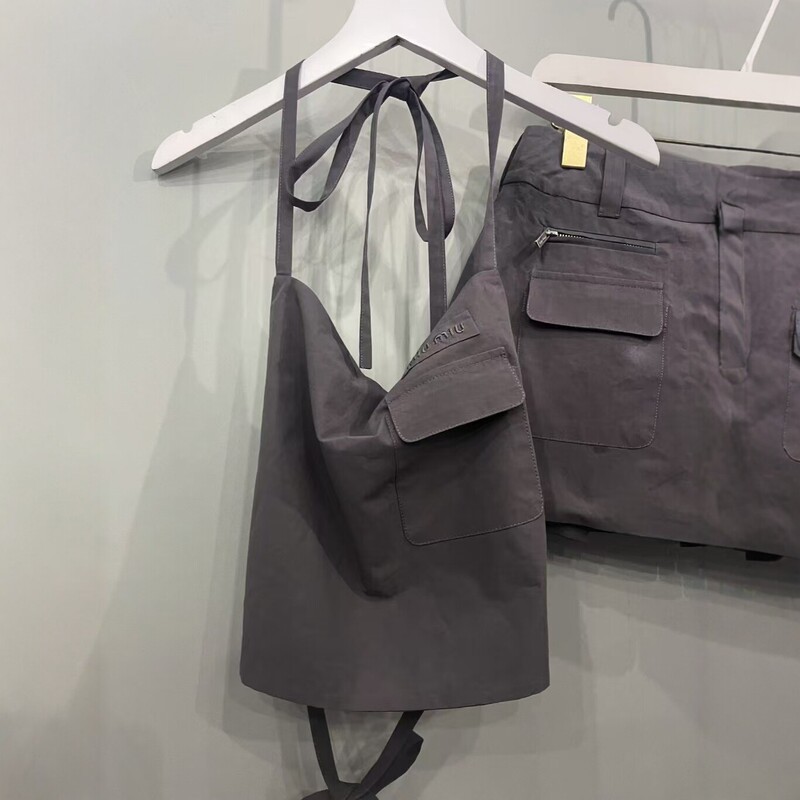 Layered Miu-style gray workwear vest dress set for women, new summer fashion casual two-piece short skirt set Layered Miu-style gray workwear vest dress set for women, new summer fashion casual two-piece short skirt set