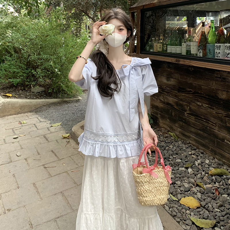 蓝色蕾丝棉麻泡泡袖上衣女夏日多巴胺芭乐色穿搭田园风miu里衬衫