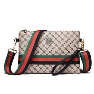 2025 New Shoulder Bag Casual Bag Men's and Women's Envelope Bag Fashion Classic Clutch Bag