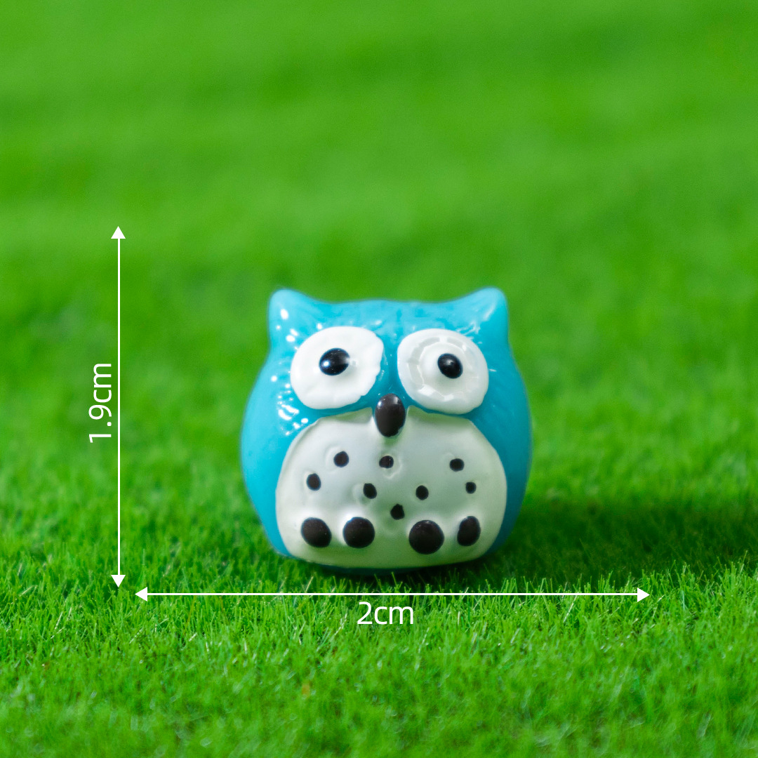 小さいサイズの4色のフクロウのコケの小さい景観の置物のアクセサリーのdiyは樹脂の小さい置物を組み立てます。