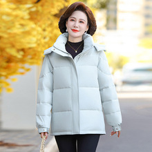 品牌正品防寒羽绒服女2025冬季畜热保暖白鸭绒中老年妈妈宽松外套
