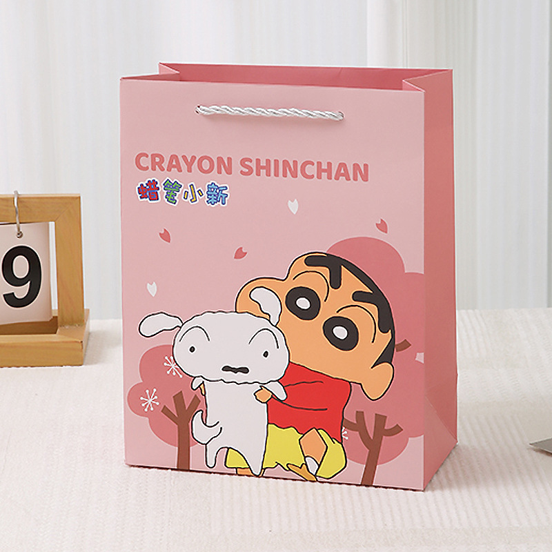 クレヨンしんちゃんギフトバッグ正規版授権漫画お土産袋子供プレゼントバッグ逸品店文房具店ギフトバッグ|undefined