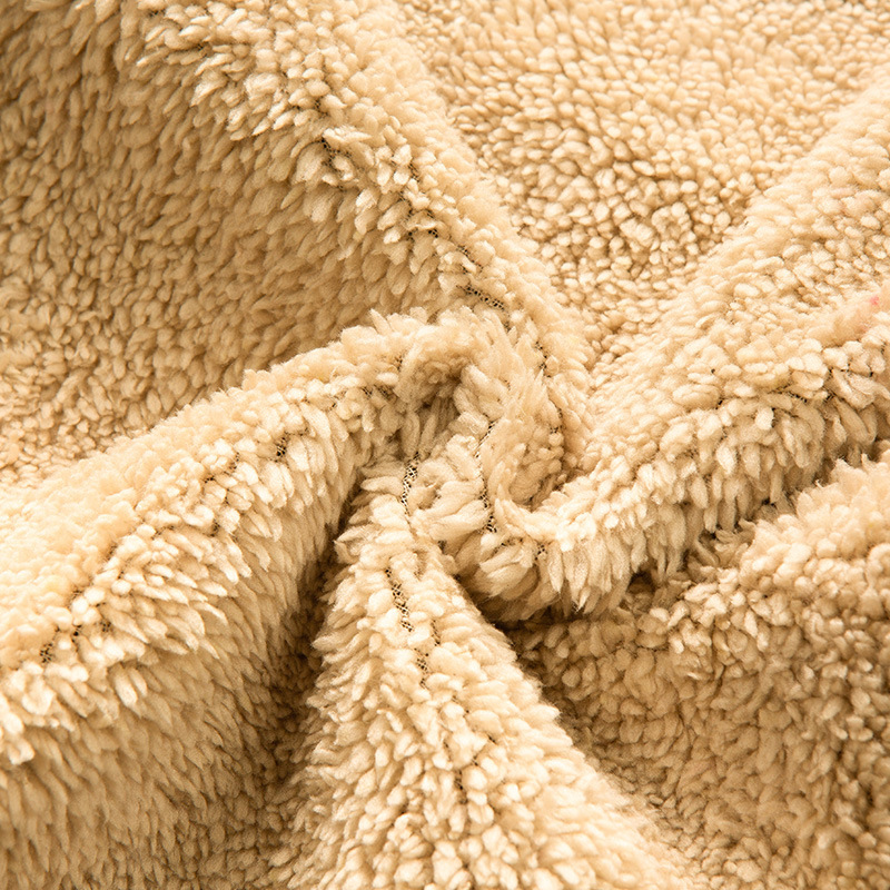 AliExpress tamaño europeo Otoño e Invierno comercio exterior de los hombres con capucha de color sólido forrado de lana de cordero gruesa Chaqueta de punto suéter abrigo