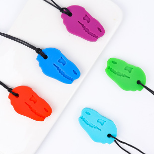 Cross-Border Hot Selling Dinosaur Head Teether Baby Anti-Eating Hand Chewable Pendant Chewing Gum Children's Molar Training Baby Teether