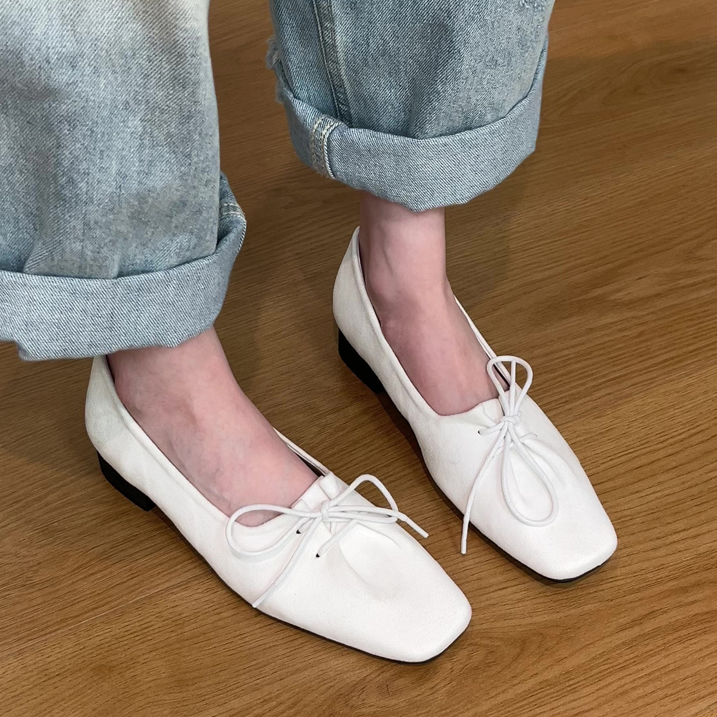 White ballet shoes square toe with bow flat