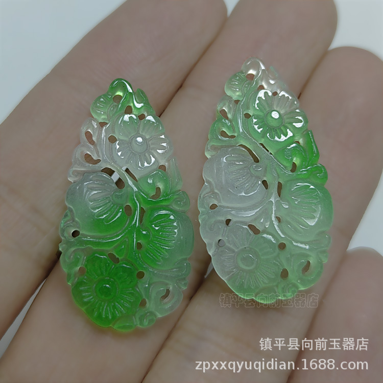 冰底飘绿花寿桃梅花牌子散件批发 diy玉石饰品配饰玉耳坠挂件配件