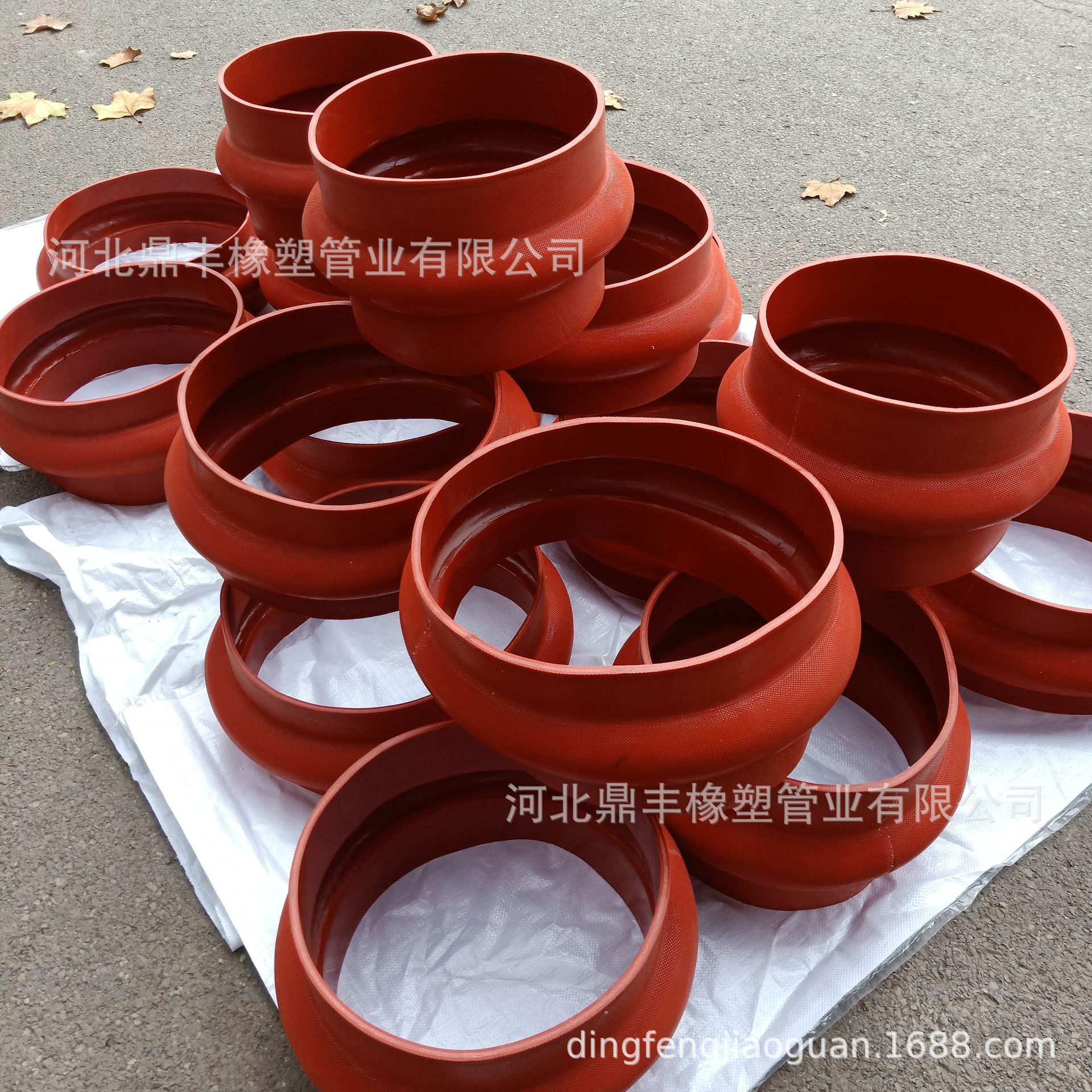 厂家供应鼓肚硅胶软连接 灯笼式硅胶软连接 电厂用红色硅胶软连接