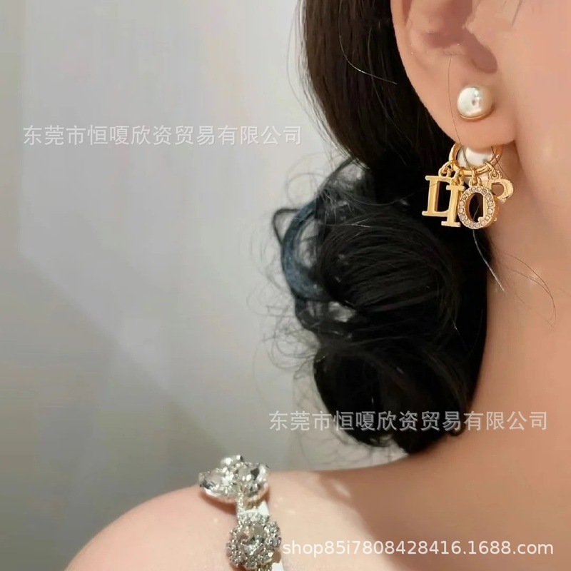 Dijia Djia ペアレター CD フルダイヤモンドレター O パールイヤリングレディースファッションカジュアル光沢のあるイヤリング工場直販|undefined