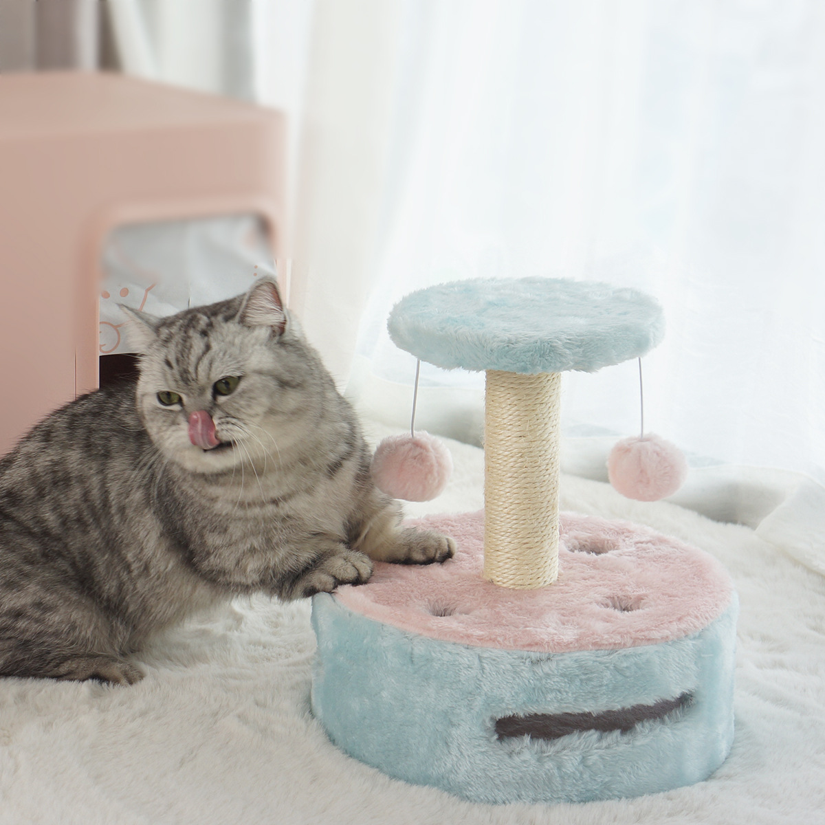 Macaron Color Short Plush Cat Scratching Post Cat Toy All-in-one Cat Climbing Frame With Bell Ball