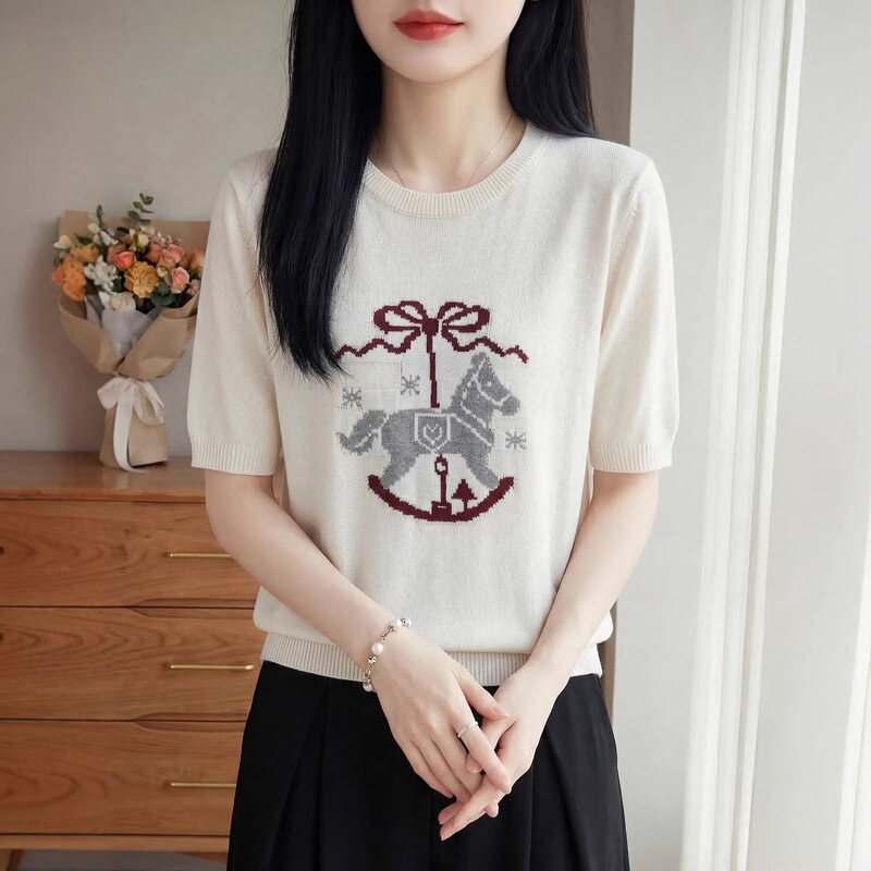 New Summer Women's Thin Wool Short-Sleeved Knit Top, Soft and Skin-Friendly, Slimming and Versatile, Stylish Base Layer Top