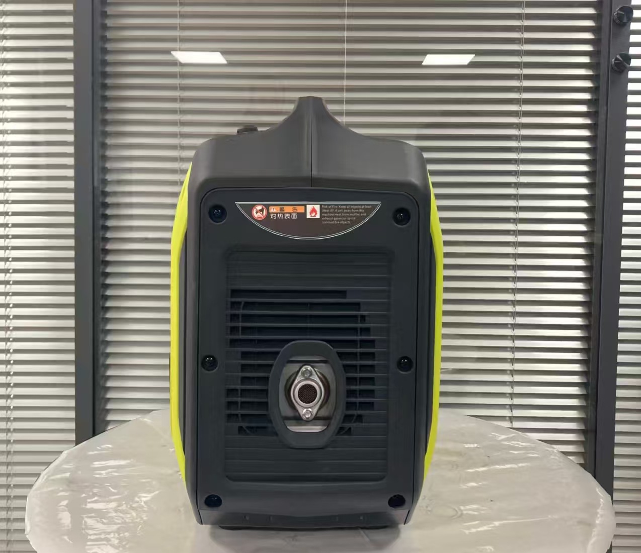 Portable Silent Gasoline Generator for Outdoor Camping, Home Use, and Street Selling 2/3KW Generator