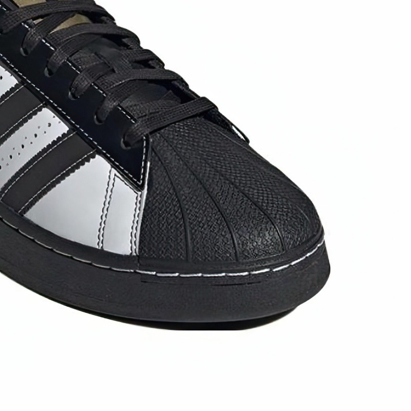 Thick sole-black and white (hot)
