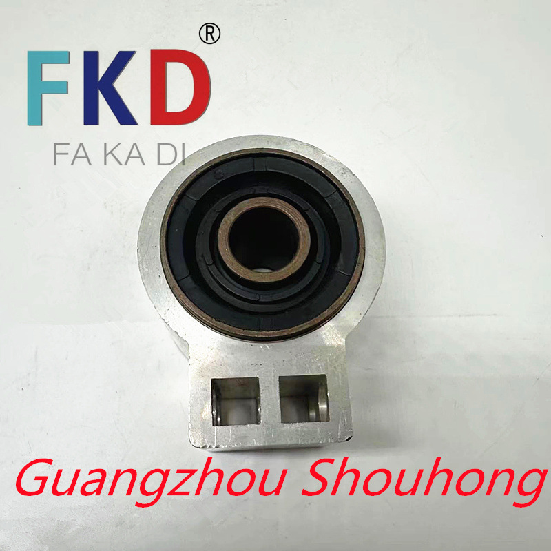 13334021 suitable for Yinglang Opel Astra Cruze front car lower arm large rubber sleeve