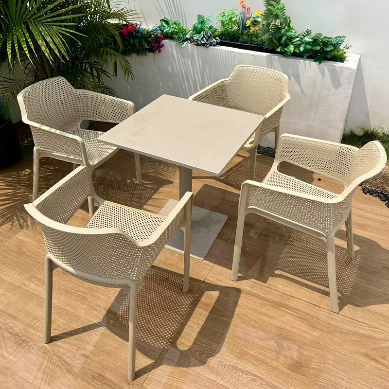Mesa y silla de patio al aire libre combinación de balcón al aire libre zona de ocio jardín tienda de té de leche de plástico exterior impermeable y protector solar