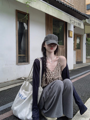 复古气质休闲套装女夏季2025新款长袖针织开衫碎花吊带背心两件套